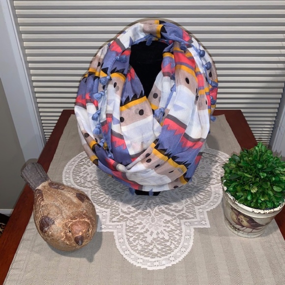 Anthropologie Boho Infinity Scarf - Picture 4 of 6